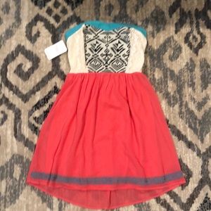 Flaying Tomato Dress. NWT. Size M. Coral Aztec strapless dress.